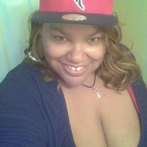 Meet your Posher, Dee